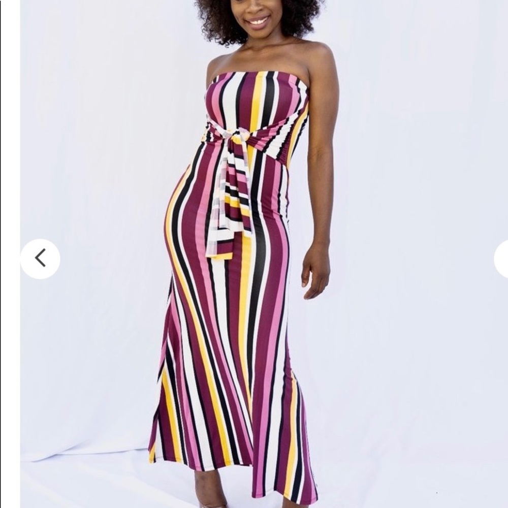 Women’s dresses - Picture 1 of 4